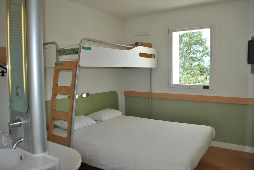 Ibis Budget Loriol Le Pouzin Exteriör bild