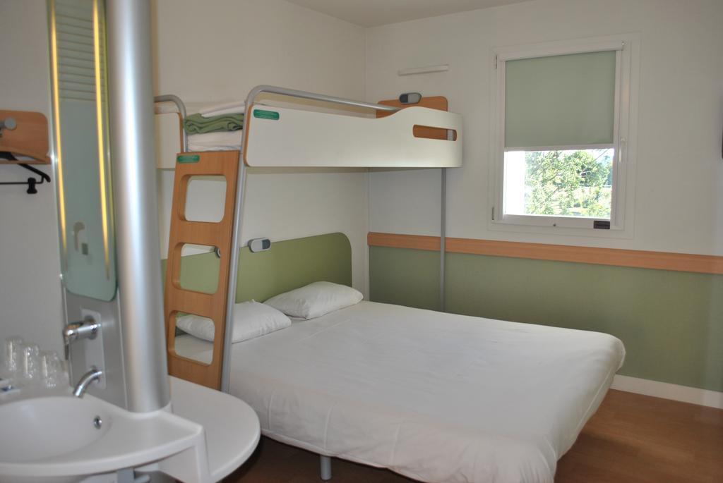 Ibis Budget Loriol Le Pouzin Exteriör bild