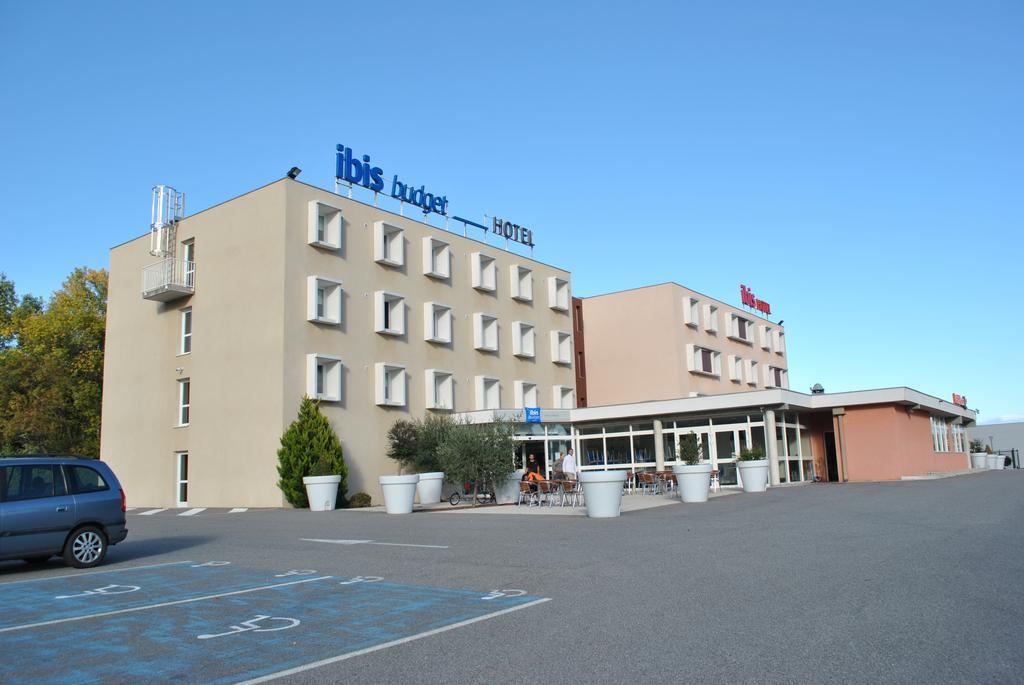 Ibis Budget Loriol Le Pouzin Exteriör bild