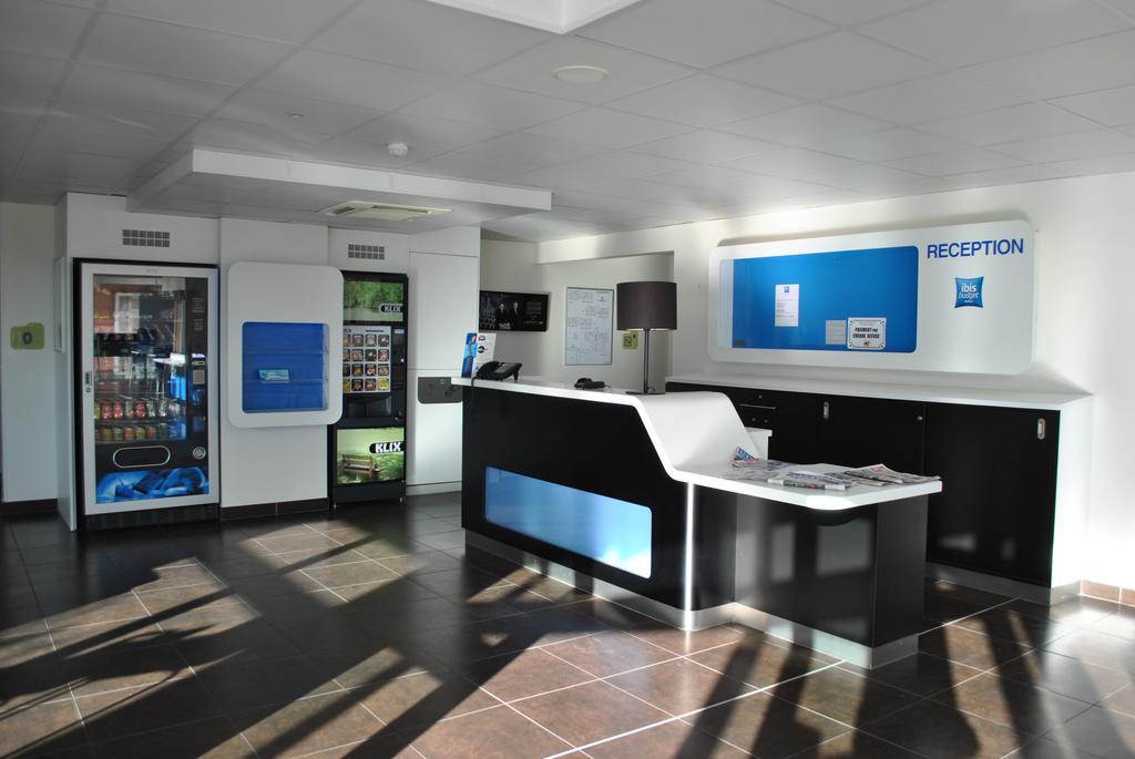 Ibis Budget Loriol Le Pouzin Exteriör bild