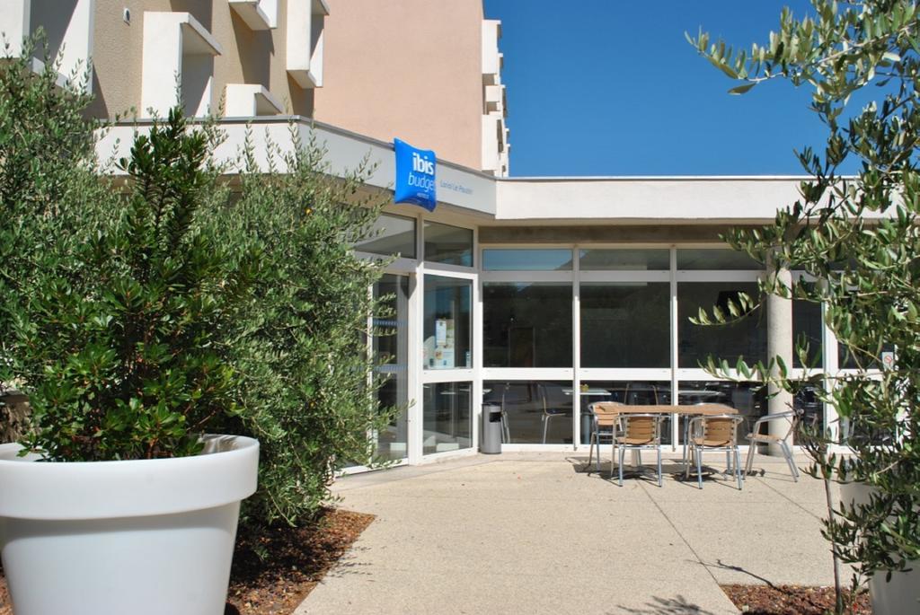 Ibis Budget Loriol Le Pouzin Exteriör bild