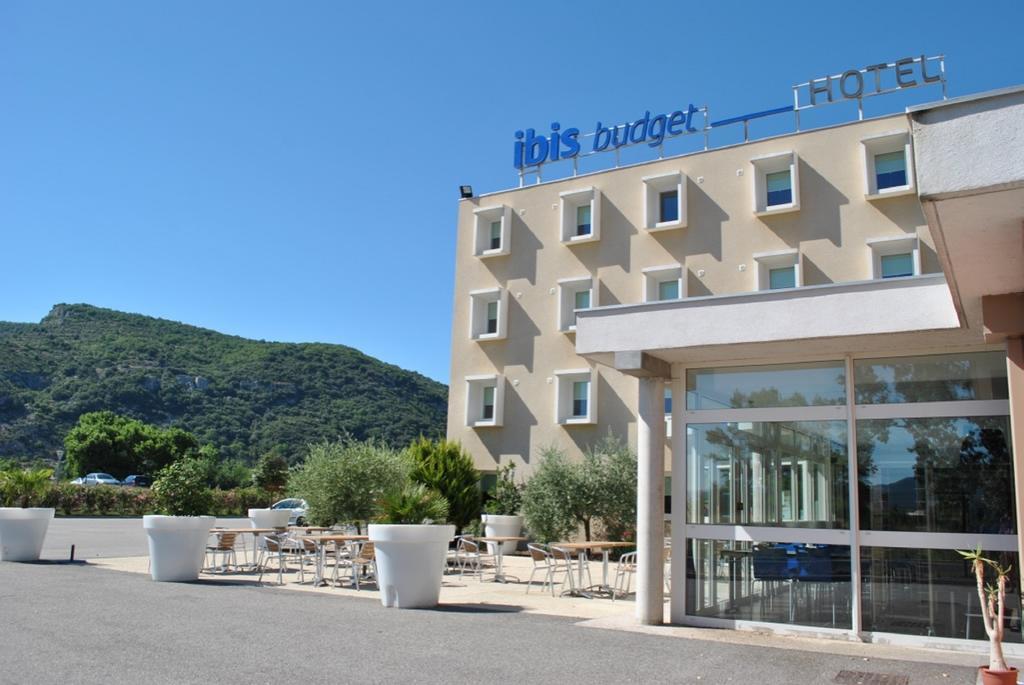 Ibis Budget Loriol Le Pouzin Exteriör bild