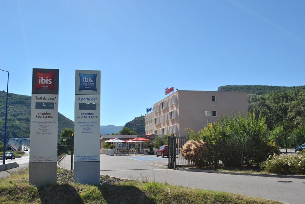 Ibis Budget Loriol Le Pouzin Exteriör bild